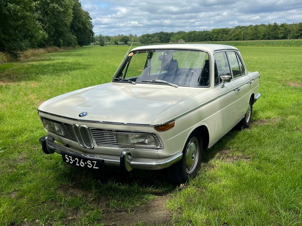 BMW 2000 Automatic | Route 66 Auctions