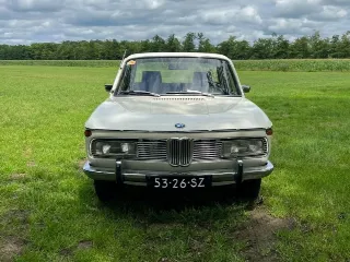 Foto 3 di 8: BMW 2000 Automatic | Route 66 Auctions