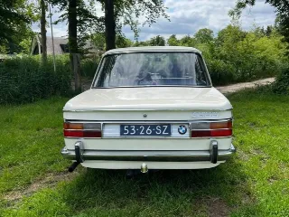 Foto 7 di 8: BMW 2000 Automatic | Route 66 Auctions