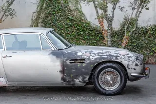 Foto 20 di 24: 1967 Aston Martin DB6