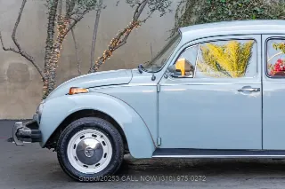 Foto 12 di 24: 1974 Volkswagen Super Beetle
