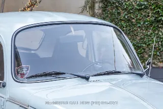 Foto 9 di 24: 1974 Volkswagen Super Beetle