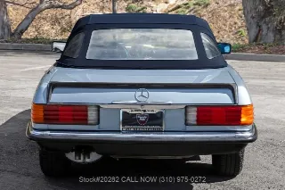 Foto 14 di 24: 1977 Mercedes Benz 280SL