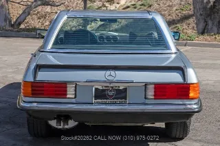 Foto 20 di 24: 1977 Mercedes Benz 280SL