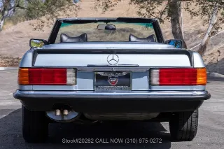 Foto 9 di 24: 1977 Mercedes Benz 280SL