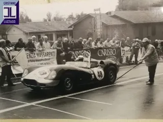 Foto 3 di 236: LISTER JAGUAR KNOBBLY 1958