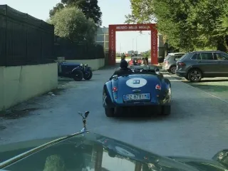 Foto 111 di 269: JAGUAR XK120 ots 1952-1000 MIGLIA ELIGIBLE