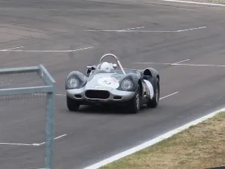 Foto 132 di 269: JAGUAR XK120 ots 1952-1000 MIGLIA ELIGIBLE