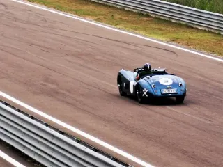 Foto 149 di 269: JAGUAR XK120 ots 1952-1000 MIGLIA ELIGIBLE