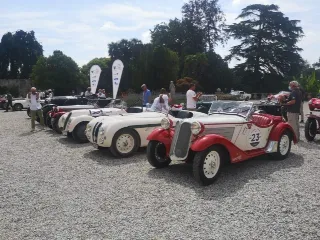 Foto 166 di 269: JAGUAR XK120 ots 1952-1000 MIGLIA ELIGIBLE