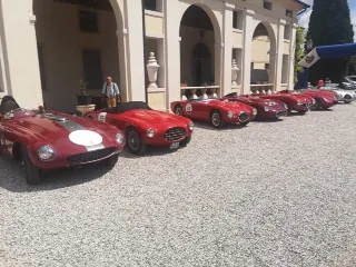 Foto 172 di 269: JAGUAR XK120 ots 1952-1000 MIGLIA ELIGIBLE