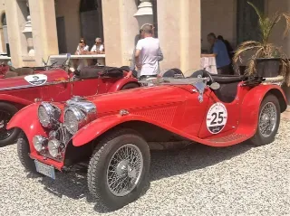 Foto 177 di 269: JAGUAR XK120 ots 1952-1000 MIGLIA ELIGIBLE