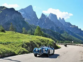 Foto 179 di 269: JAGUAR XK120 ots 1952-1000 MIGLIA ELIGIBLE