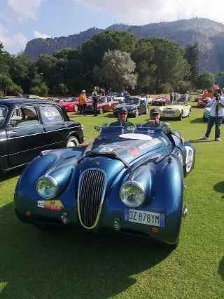 Foto 195 di 269: JAGUAR XK120 ots 1952-1000 MIGLIA ELIGIBLE