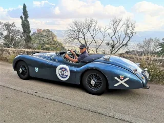 Foto 196 di 269: JAGUAR XK120 ots 1952-1000 MIGLIA ELIGIBLE