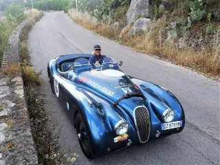Foto 198 di 269: JAGUAR XK120 ots 1952-1000 MIGLIA ELIGIBLE