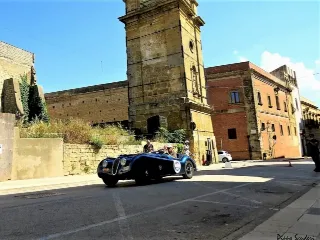 Foto 205 di 269: JAGUAR XK120 ots 1952-1000 MIGLIA ELIGIBLE