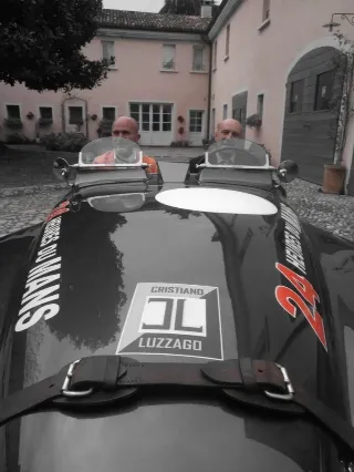Foto 250 di 269: JAGUAR XK120 ots 1952-1000 MIGLIA ELIGIBLE
