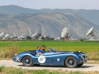 Foto 39 di 269: JAGUAR XK120 ots 1952-1000 MIGLIA ELIGIBLE