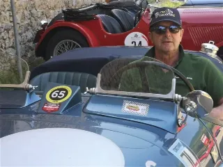 Foto 57 di 269: JAGUAR XK120 ots 1952-1000 MIGLIA ELIGIBLE