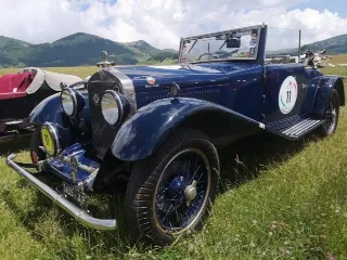 Foto 65 di 269: JAGUAR XK120 ots 1952-1000 MIGLIA ELIGIBLE