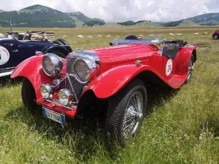 Foto 76 di 269: JAGUAR XK120 ots 1952-1000 MIGLIA ELIGIBLE