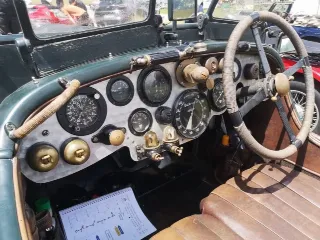Foto 80 di 269: JAGUAR XK120 ots 1952-1000 MIGLIA ELIGIBLE