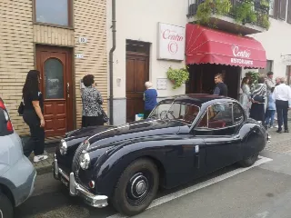 Foto 233 di 268: JAGUAR XK 140 fhc overdrive 1956-1di 843 prodotti