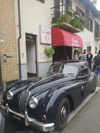 Foto 236 di 268: JAGUAR XK 140 fhc overdrive 1956-1di 843 prodotti