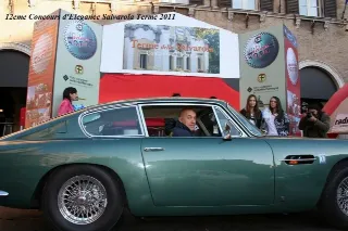 Foto 118 di 397: ASTON MARTIN DB6 1966