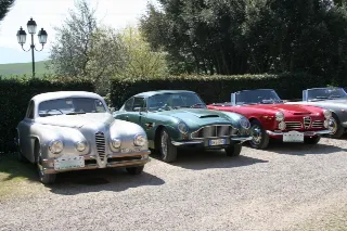 Foto 133 di 397: ASTON MARTIN DB6 1966
