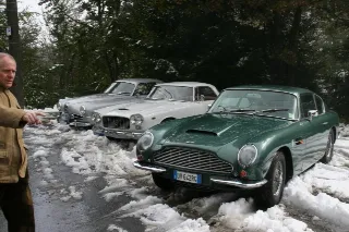Foto 140 di 397: ASTON MARTIN DB6 1966