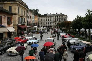 Foto 143 di 397: ASTON MARTIN DB6 1966