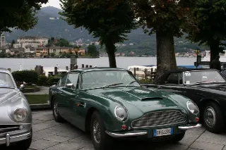Foto 146 di 397: ASTON MARTIN DB6 1966