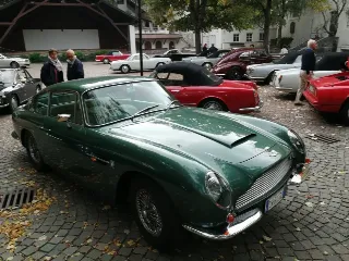 Foto 210 di 397: ASTON MARTIN DB6 1966
