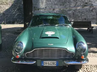 Foto 239 di 397: ASTON MARTIN DB6 1966