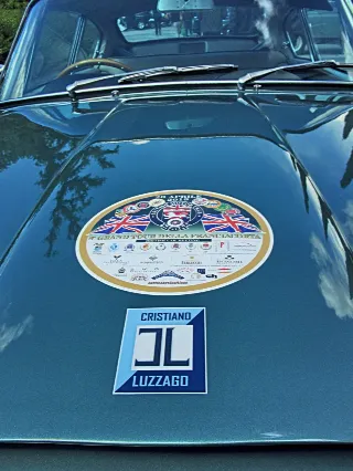 Foto 246 di 397: ASTON MARTIN DB6 1966