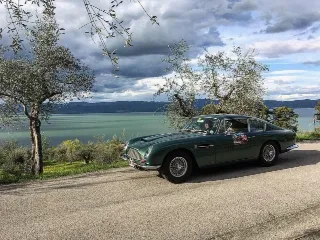 Foto 254 di 397: ASTON MARTIN DB6 1966
