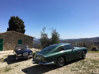 Foto 265 di 397: ASTON MARTIN DB6 1966