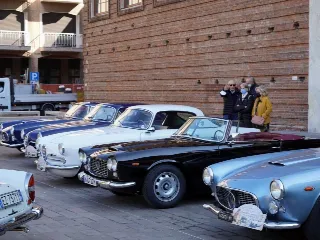 Foto 306 di 397: ASTON MARTIN DB6 1966