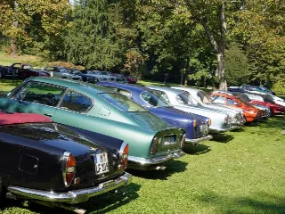 Foto 321 di 397: ASTON MARTIN DB6 1966