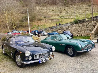 Foto 336 di 397: ASTON MARTIN DB6 1966