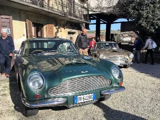 Foto 338 di 397: ASTON MARTIN DB6 1966