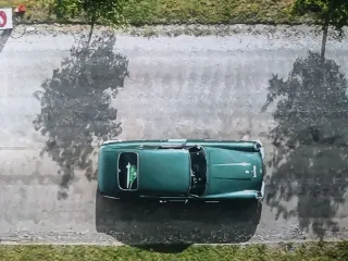 Foto 358 di 397: ASTON MARTIN DB6 1966