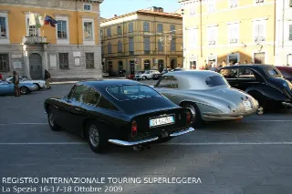 Foto 35 di 397: ASTON MARTIN DB6 1966