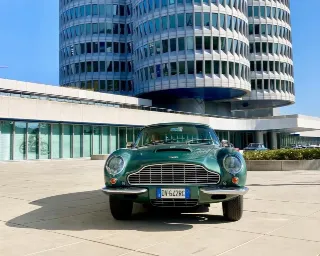Foto 375 di 397: ASTON MARTIN DB6 1966