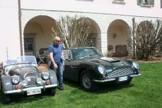 Foto 56 di 397: ASTON MARTIN DB6 1966