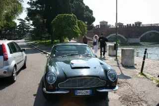 Foto 57 di 397: ASTON MARTIN DB6 1966