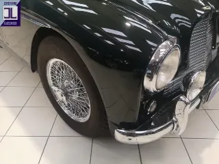 Foto 15 di 60: ASTON MARTIN DB2/4 1957