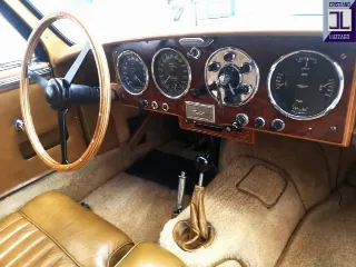 Foto 34 di 60: ASTON MARTIN DB2/4 1957